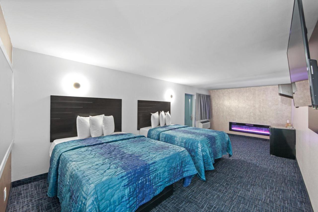 Hotel Opus Bronx Near Bay Plaza Mall Nova Iorque Exterior foto